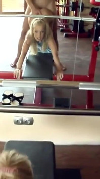 Анальный трах в видео от Kyra Banks