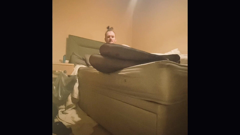 Ava Maxwell: Ava Maxwell se fait baiser en collants