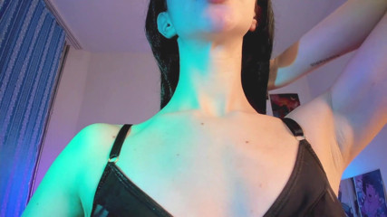 Skinny_lady69: Fetiche de pescoço e lábios