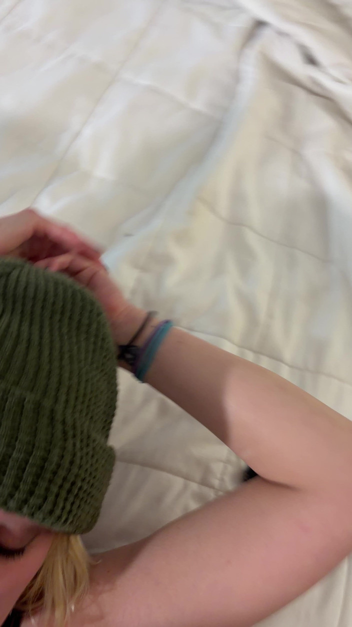 Alpha stud 4 u: Šukej ji do pusy na kolena