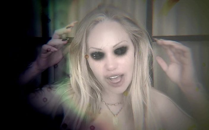 Goddess Misha Goldy: Läskig vecka med CEI! Mjölk och svälja varje dag för...