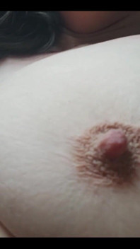 I'm Bored, Showing My Tits
