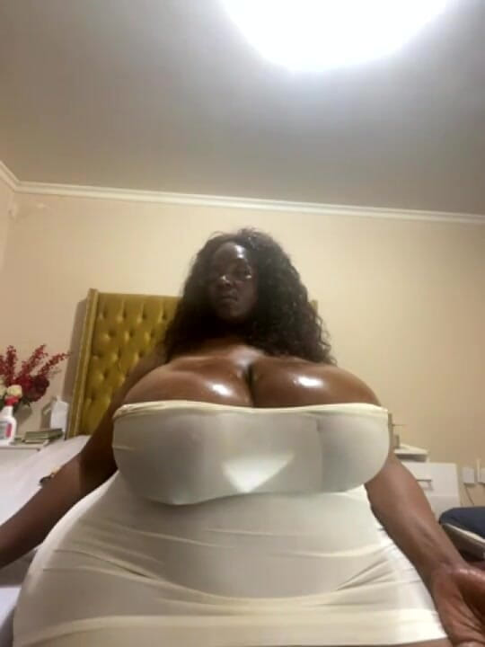 Legendary Booty Overdose: Murzynka BBW dokuczanie