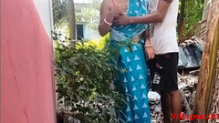 Villagesex91: Девушка чистит сад, когда пришел муж и трахнул ее