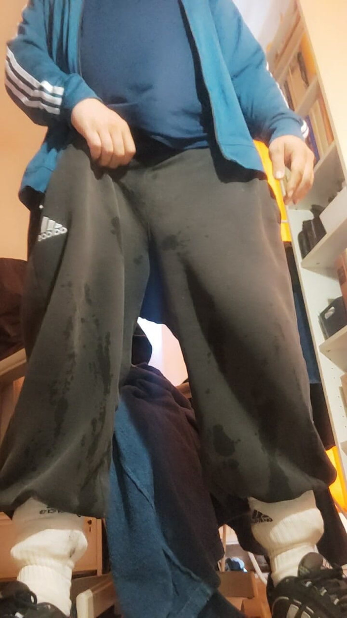SmokedAlloy2: Cum and Pee