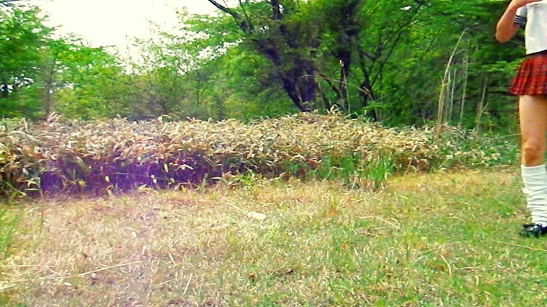 Pai-chan: 미니 스커트와 헐렁한 양말