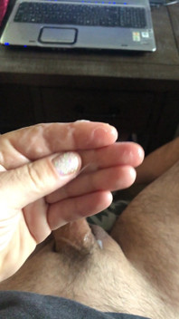 A Quick Close up Cumshot