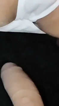 내 의붓딸의 가장 친한 친구가 임신을 원해.