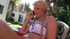 Chica Suicida DVD: Blonde Chick Jessie Andrews Eats Ass