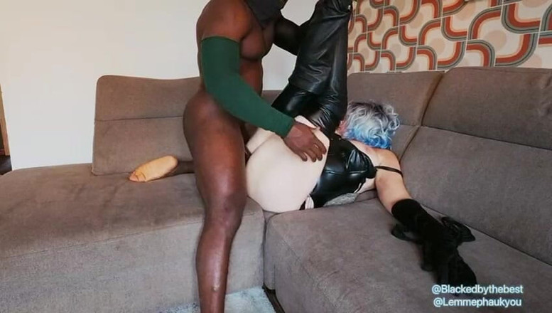 Blackedbythebest: 내 Black Bull과 함께 뜨거운 재미를 느낍니다.