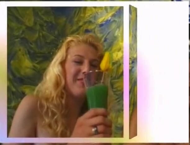 German amateur - 100% German hardcore videos: Blonďatá teenagerka šuká ošklivého starého šprta