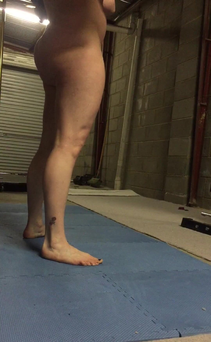 Michellexm: Allenamento nudo - parte 16