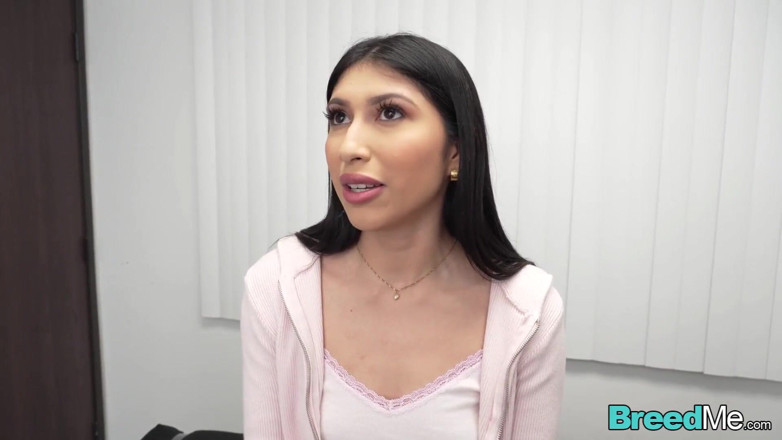 BreedMe: Unconventional Fertility Treatment- Hot Latina Penelope Woods