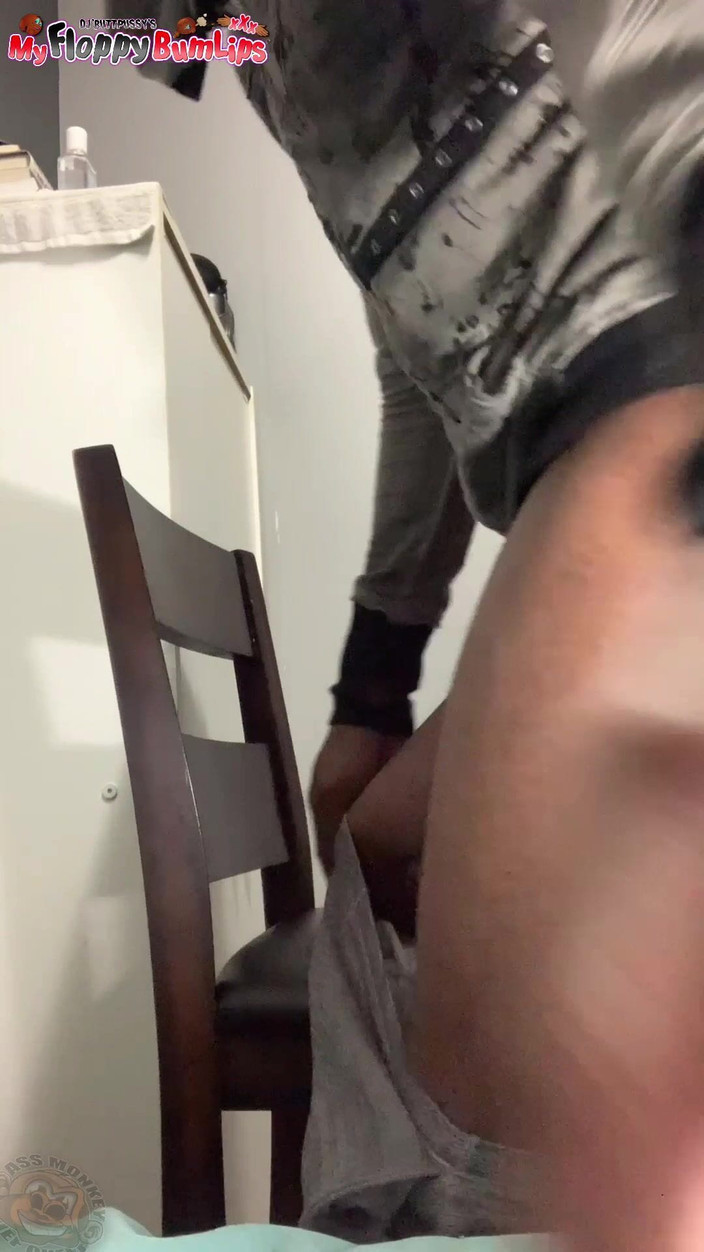 Ass Monkey: Gevangenisjongens hebben zwarte slet kontgaatje vernietigd