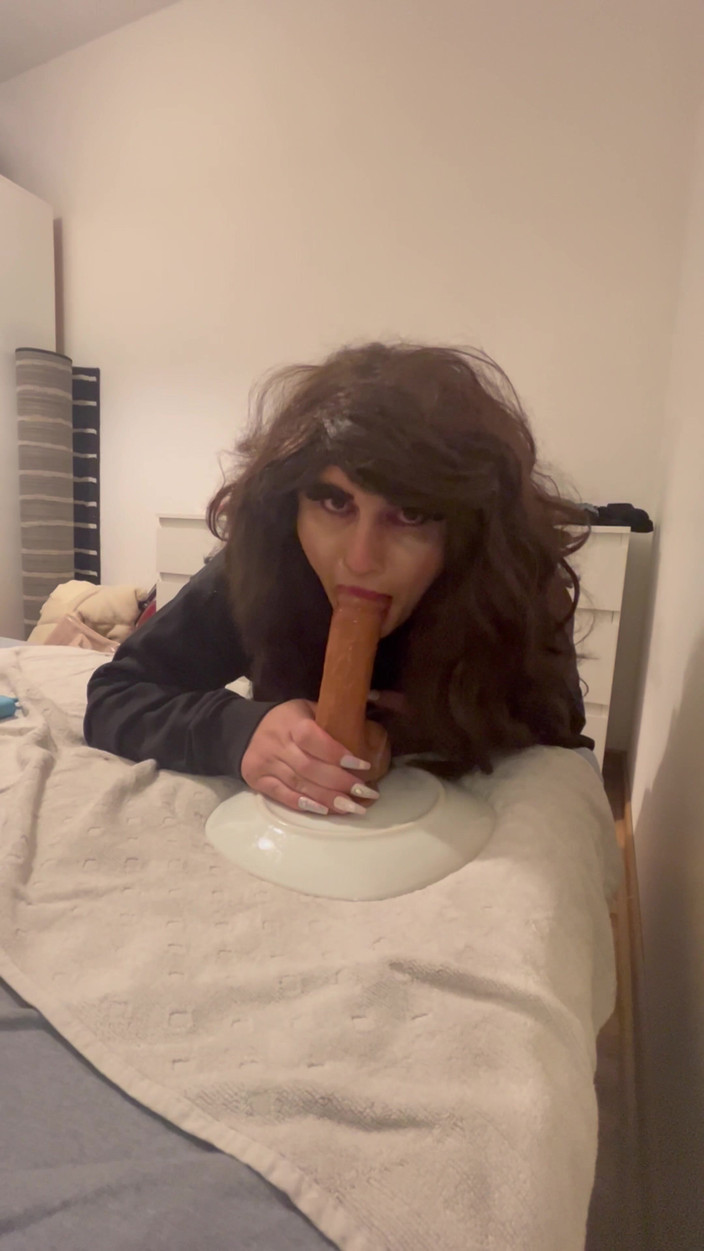 Sissyvalerie69: Du weißt bereits, was mein mund tun kann, aber ich...