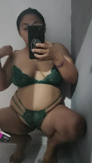 Castillo Avila: Lingerie