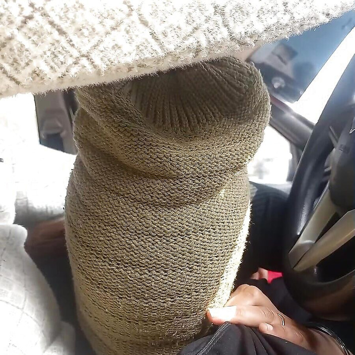 Miasexy: Succhiare in auto Cazzo a casa