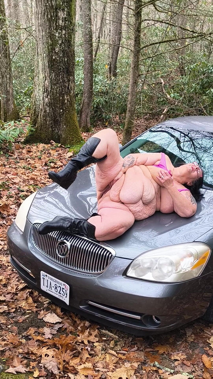 HerculesnVENUS: Auf der kapuze squirtet auf die straße, egal, wessen sie...