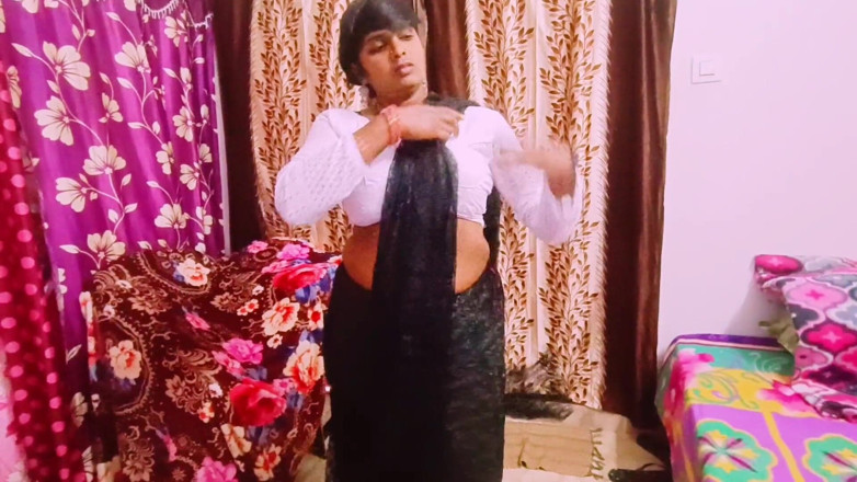 Telugu honey lips: Cheating Sex Beautiful Black Saree Housewife Unfortunately Fucking Husband's Stepfather...
