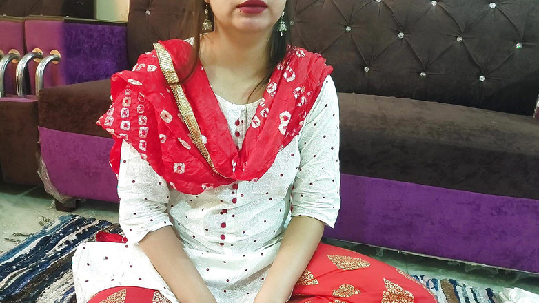 Saarabhabhi6: Bạn có ý định xé lồn của anh rể, anh rể và...