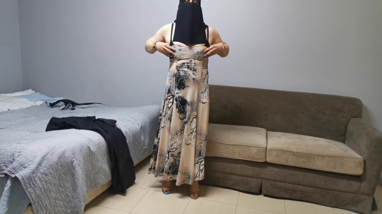 Jade Rain: Hijab Trans Jade