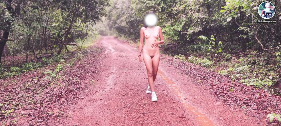 Ziya: Jungle nago, masturbuje się, tryska