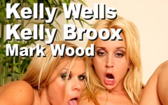 Kelly Wells & Kelly Broox y Mark Wood lesbianas chupan anal a2m snowball