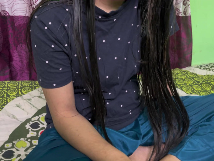 Riya Chowdhury: Bhabhi zmienia sukienkę, kiedy ją widzę