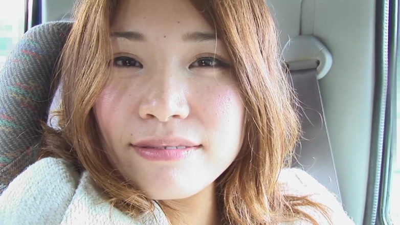 Asian Mature Climax: 性感的东方宝贝在采访