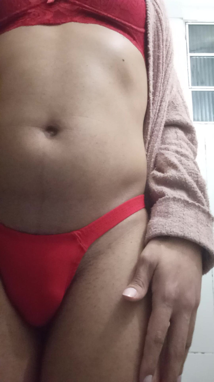 AngelMature: Cam girl trans mostra cena sexy exclusiva privada 2