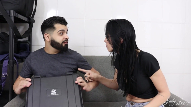 Lady Snow Brasil: J’ai couché avec ma belle-sœur avec un ceinture