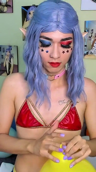 EP8 Looner ukazuje kouřící balónky se sexy masturbací