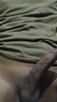 Hemgjord man och hustru full creamypie fitta olja massage avsugning och sperma i munnen kåt fru
