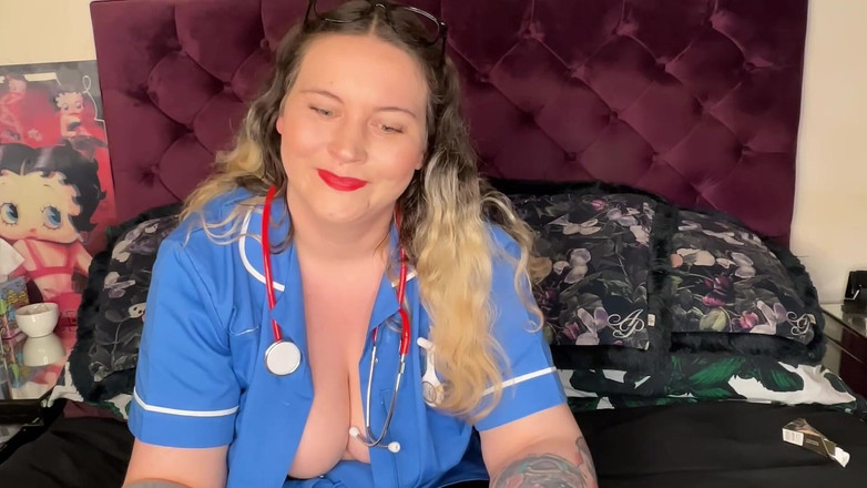 MissFFW: Kouřící sestra má kašel