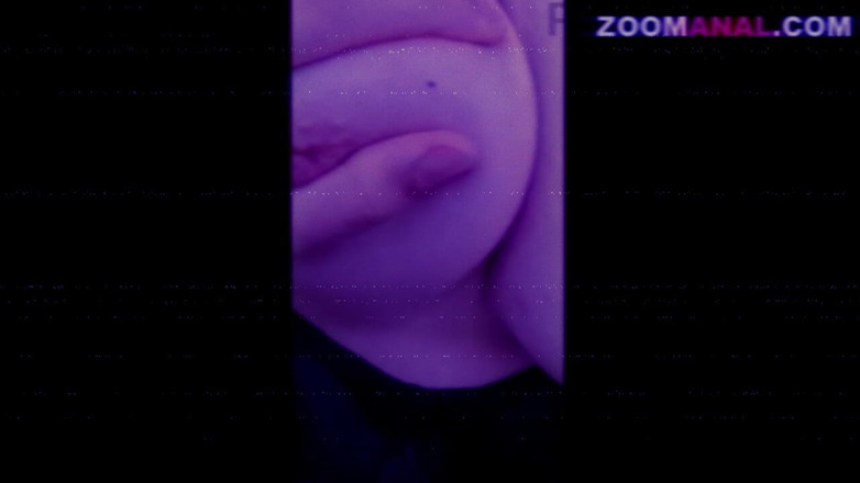 Zoomanal: सुनहरे बालों वाली milf(चोदने लायक मम्मी) अपने अरब क्लाइंट से मिलती है