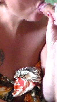 Sexy Blowjob From Jen