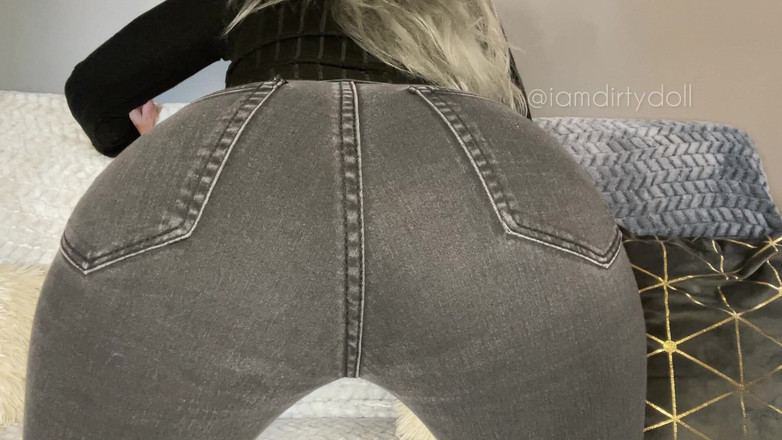 iamdirtydoll: Marcio scoregge in jeans