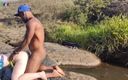 Marcio baiano: Секс в бассейне в середине леса, исполненный при дневном свете женатым мужчиной и молодой девушкой