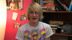 Beddable Boys: Chatty Twink Preston Andrews dá entrevista