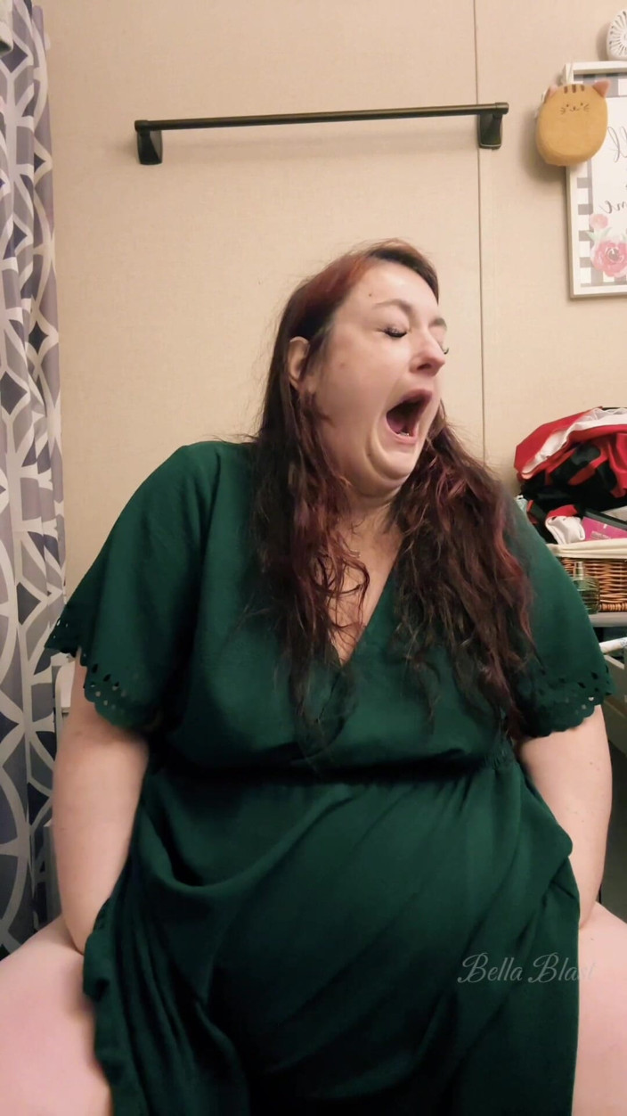 BellaBlast: Toilet Slavery Beneath Me Where You Belong