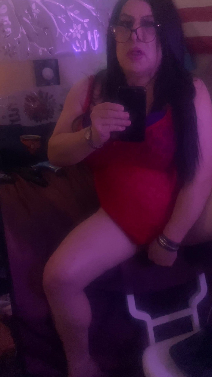 Krissy Sweets: CD Krissy Sweets와 그녀의 하드한 Shecock