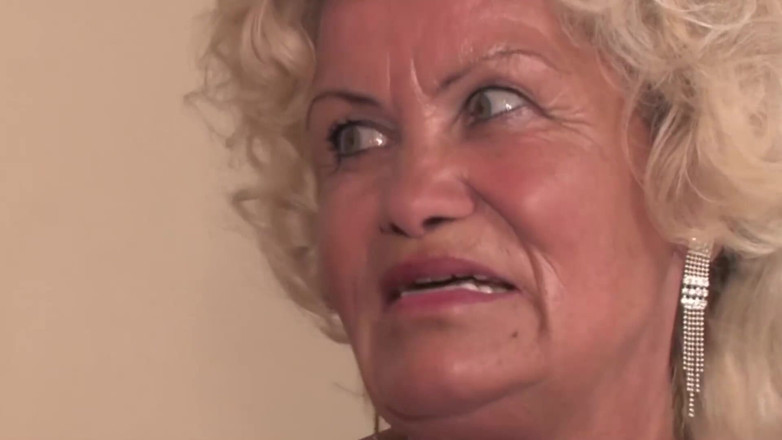 Mature Wanker: Mums with Boys! When Old Women and Young Men Fuck!