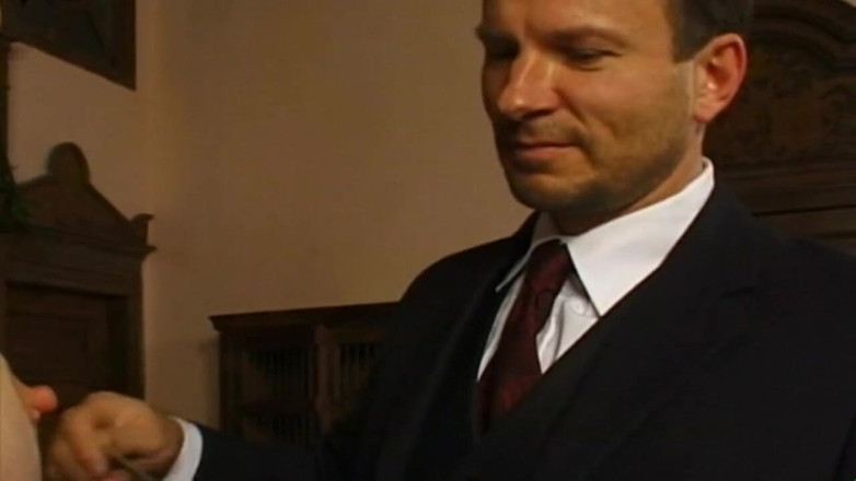 Absolute BDSM films - The original: Ragazza bionda mascherata umiliante uscire