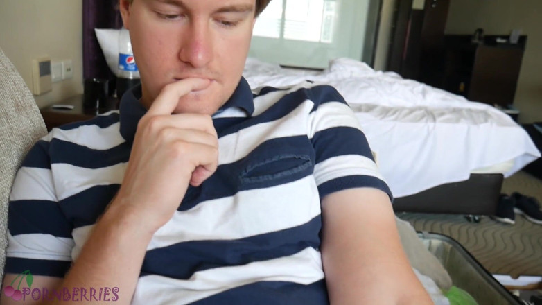 Ethan Alex: Farewell hotel blowjob - just before checking out