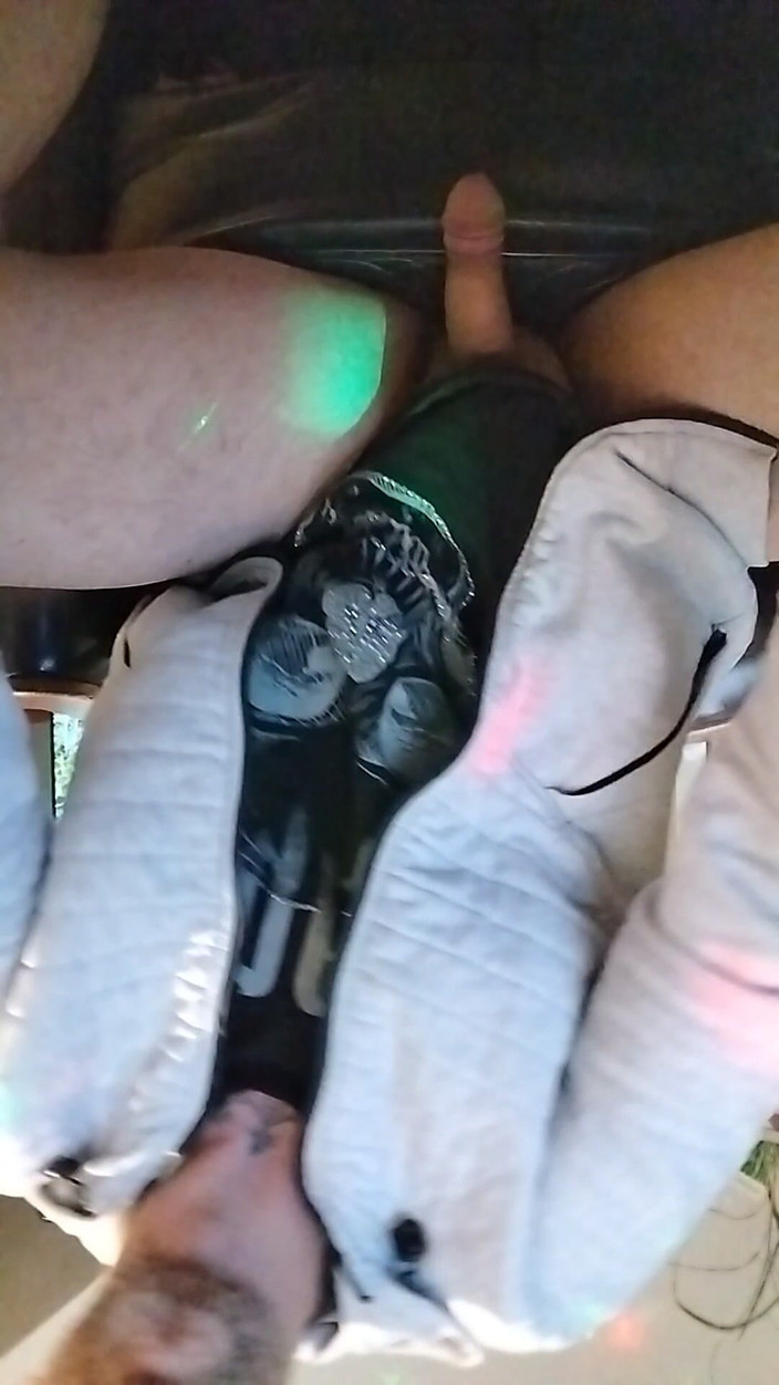 Maddin 69 Dildo: Watch Me Come