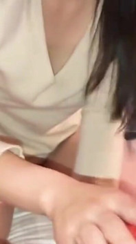 옆집 신혼부부. 달콤하고 우아하며 닫힌 문 뒤에서 놀라움으로 가득합니다.