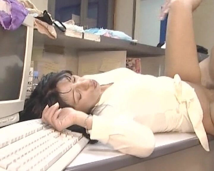 Planete Francaise: 21 साल की गांड चुदाई फ्रांस की सेक्रेटरी की ऑफिस में चुदाई