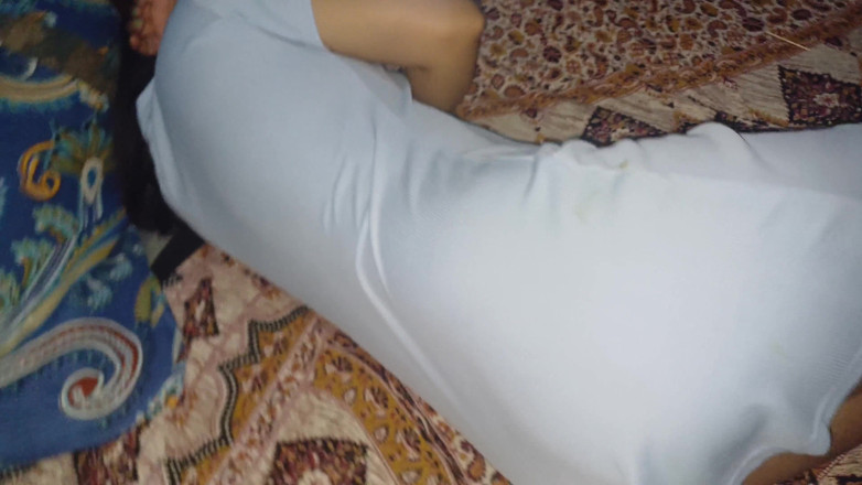 NaughtyWings: Posisi satu dua lubang liar yang nggak bisa kamu lewatkan!