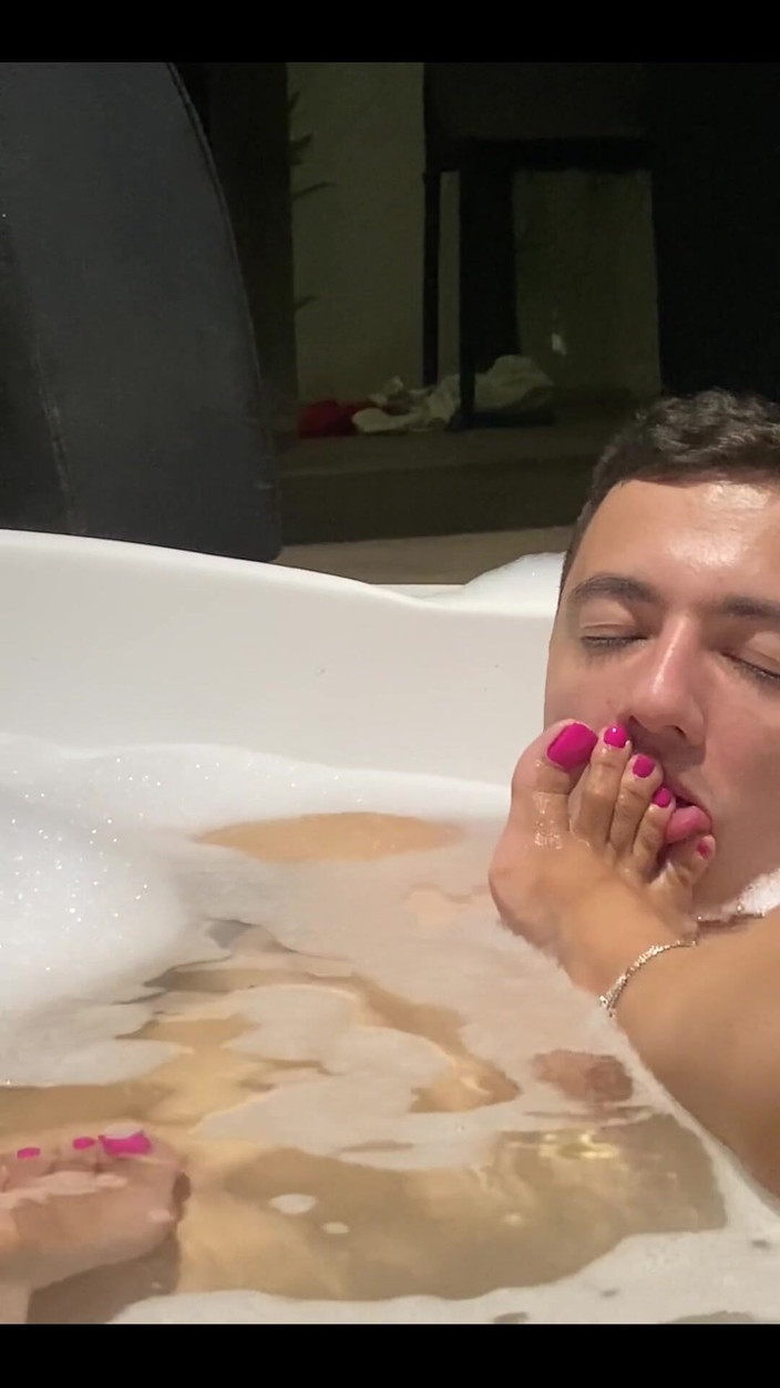 KiffaFeet: I Made This Exclusive Video Only for You Guys