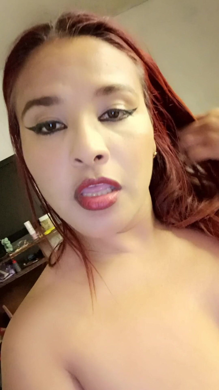 Gina Halime: MILF BBW Si Registra Mentre Scopa Il Marito Della Sua...
